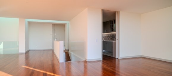 4 bedrooms House in Santo Tirso, Portugal No. 103792 8