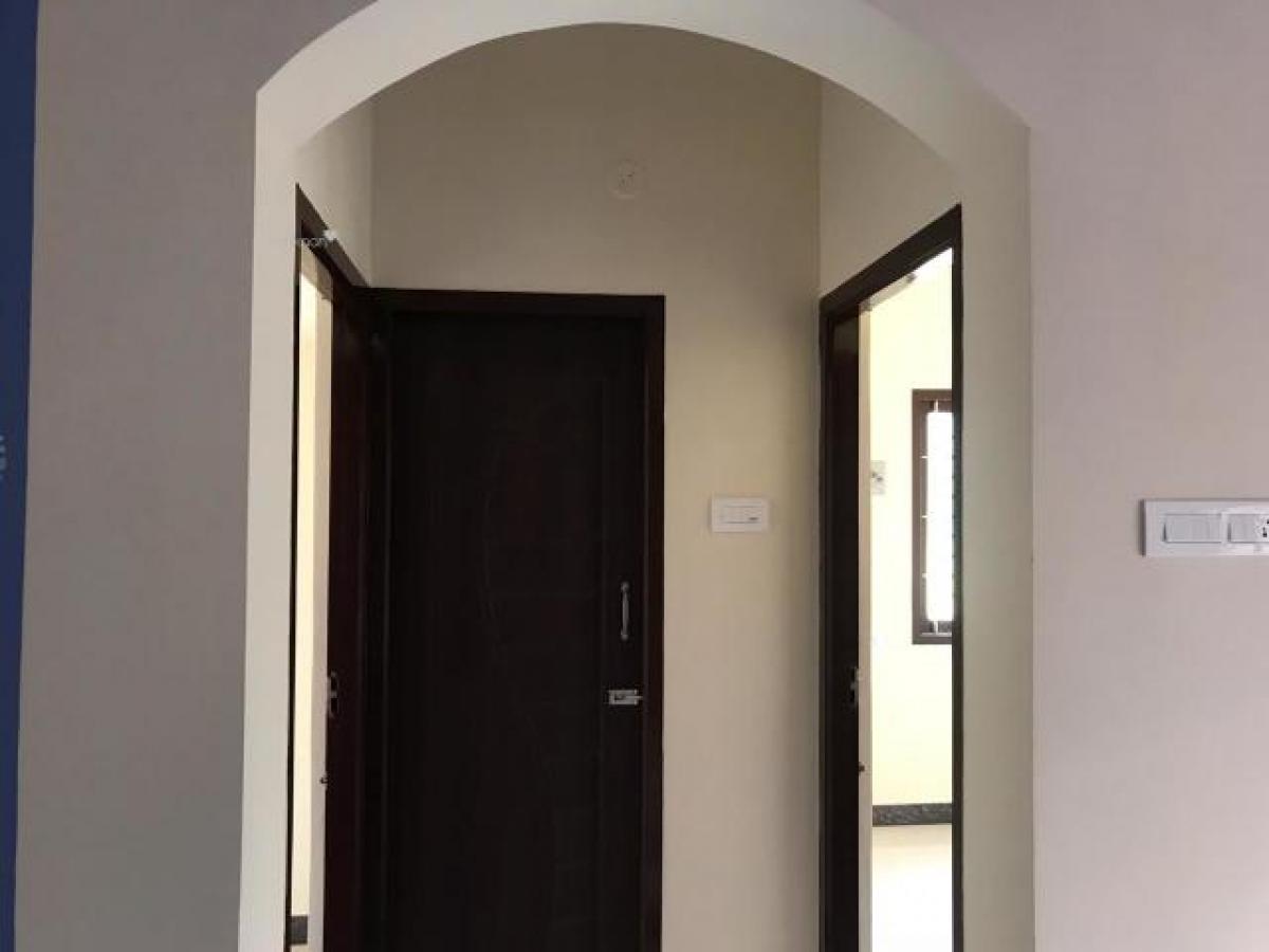 2 bedrooms House in Chennai, India No. 14883