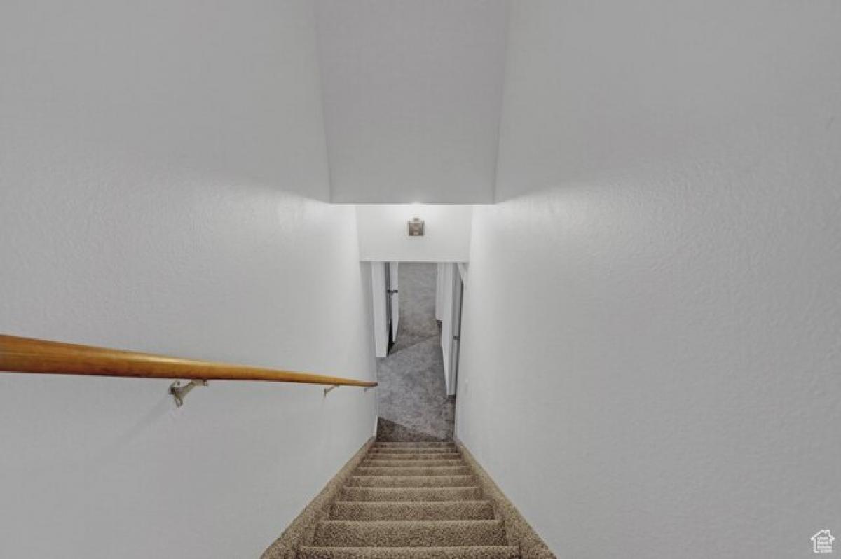 5 bedrooms House in Taylorsville, USA No. 378475