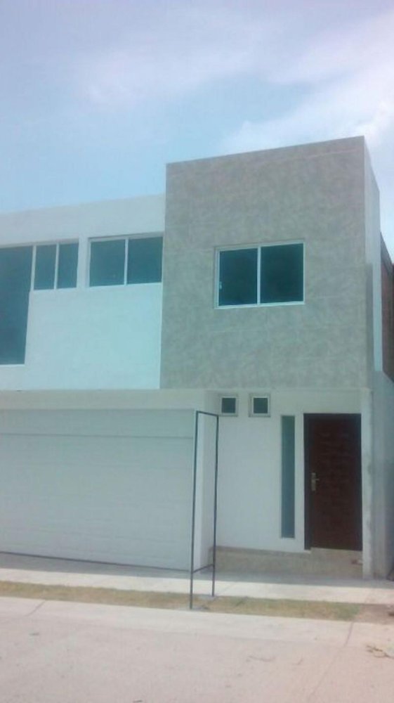 Casa de 3 dormitorios en San Luis Potosí, Mexico No. 166269