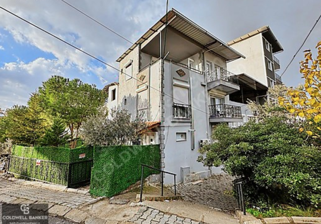 Villa 4+1 in Izmir, Turkey No. 34232
