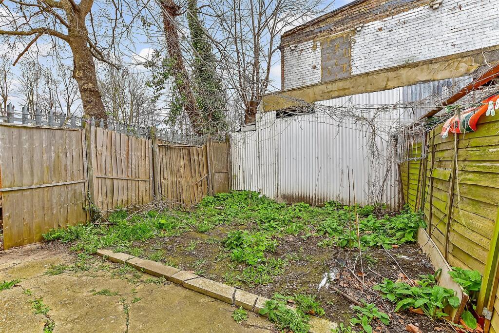 1 bedroom Apartment in London, United Kingdom No. 4165