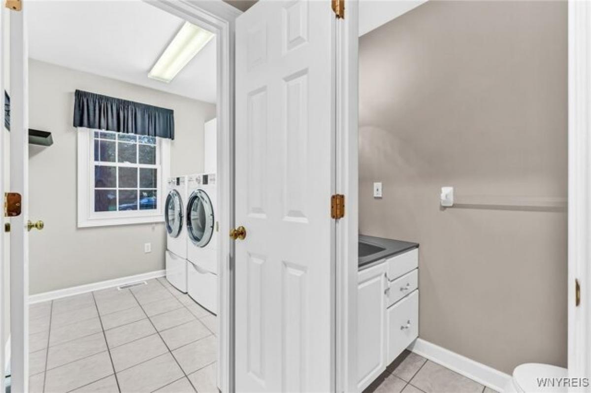 3 bedrooms House in Orchard Park, USA No. 412025