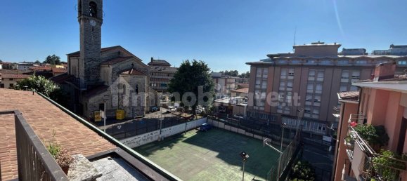 Apartamento T2 em Varese, Italy N.º 352467 10