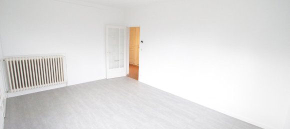 2 chambres Maison à Monnaie, France No. 50243 3