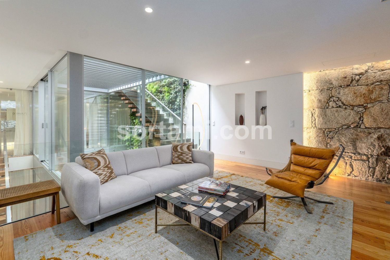 3 bedrooms Apartment in Porto, Portugal No. 138528