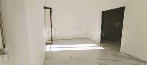 5-salle Appartement à San Severo, Italy No. 339244 11