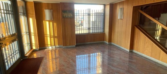 5 bedrooms Apartment in Turin, Italy No. 314084 18