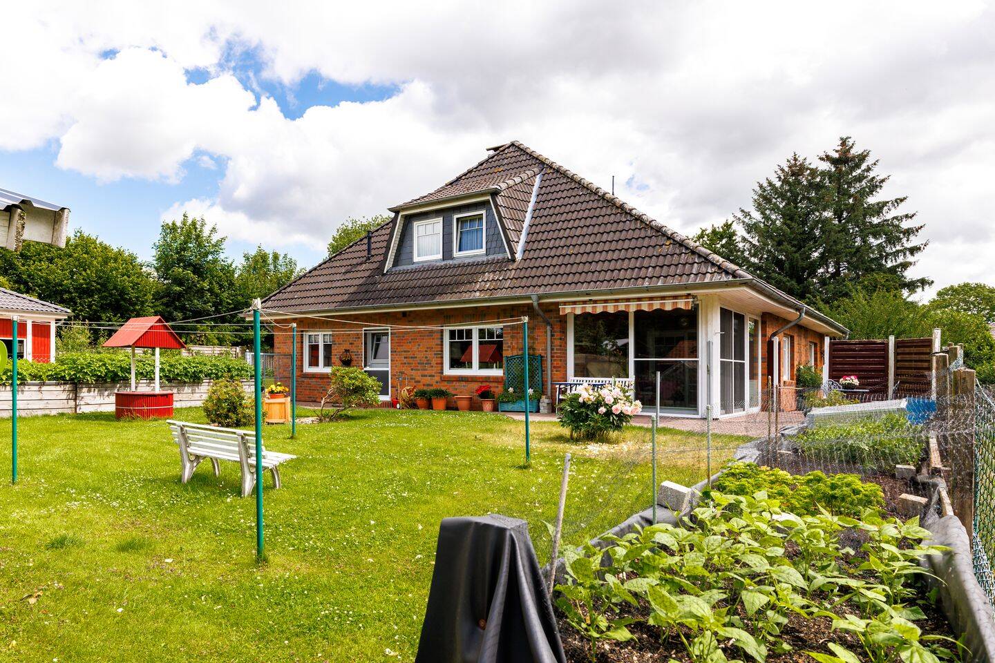 6 rooms Townhouse in Schleswig-Flensburg, Germany No. 235561