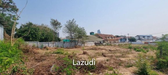 1672m² Commercial property in Pattaya, Thailand No. 15408 3