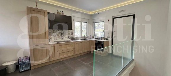 3 Schlafzimmer Villa in Manziana, Italy, Nr. 98616 10