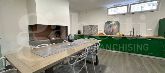 3 Schlafzimmer Villa in Manziana, Italy, Nr. 98616 24