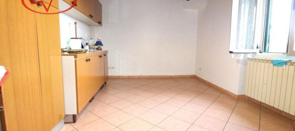 Apartamento de 5 habitaciónes en Montevarchi, Italy No. 231078 6