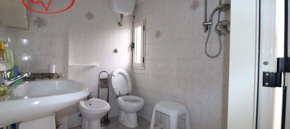 Apartamento de 5 habitaciónes en Montevarchi, Italy No. 231078 14