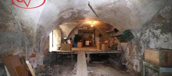 Apartamento de 5 habitaciónes en Montevarchi, Italy No. 231078 21