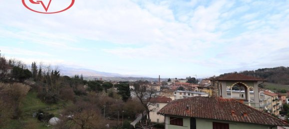 Apartamento de 5 habitaciónes en Montevarchi, Italy No. 231078 18