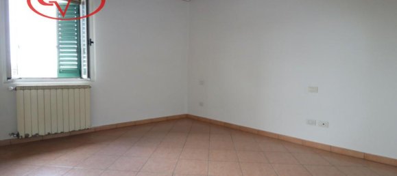 Apartamento de 5 habitaciónes en Montevarchi, Italy No. 231078 11