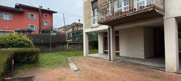 Apartamento de 3 divisões em Arona, Italy N.º 37797 20