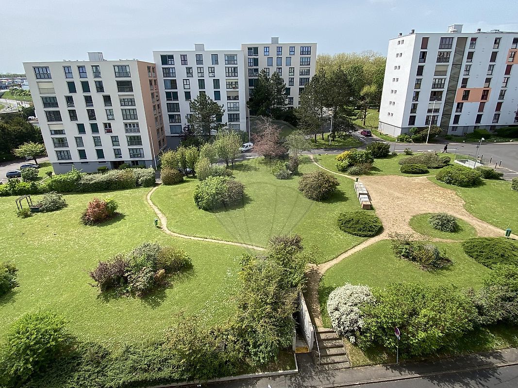 3 bedrooms Apartment in Laxou, France No. 39221