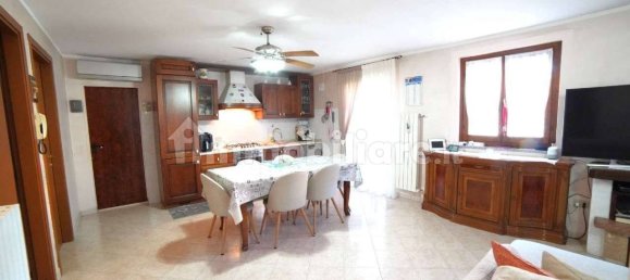 3 bedrooms Villa in Arzago d'Adda, Italy No. 375025 6