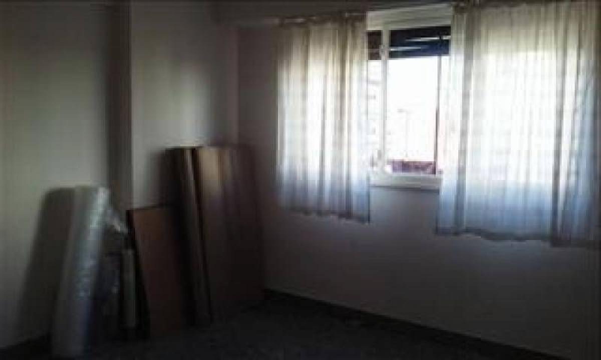 Apartamento de 3 dormitorios en Buenos Aires, Argentina No. 86903