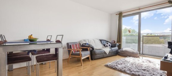 1 bedroom Apartment in London, United Kingdom No. 7778 9