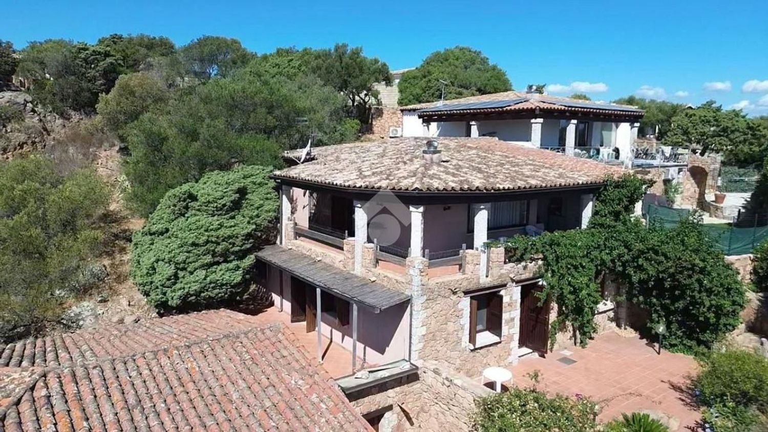 6 rooms House in Loiri Porto San Paolo, Italy No. 298242
