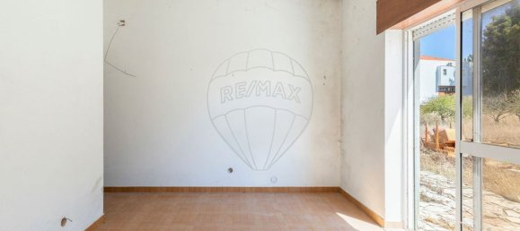 5 bedrooms House in Sesimbra, Portugal No. 175792 15