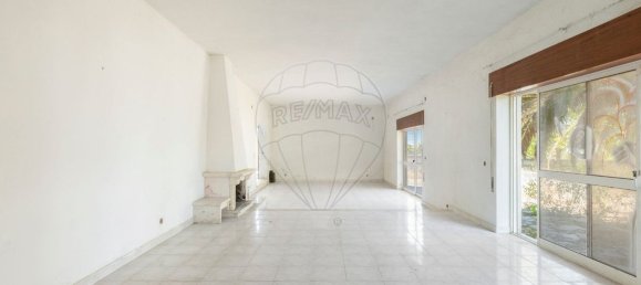 5 bedrooms House in Sesimbra, Portugal No. 175792 4