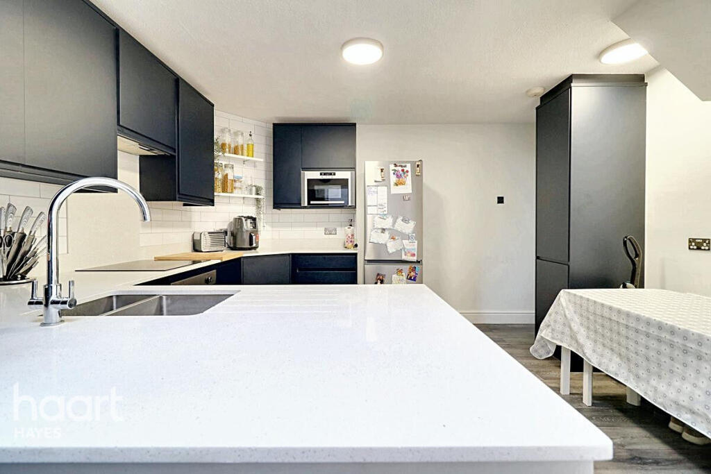 4 Schlafzimmer Haus in Hayes, United Kingdom, Nr. 5048