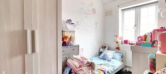 4 Schlafzimmer Haus in Hayes, United Kingdom, Nr. 5048 10