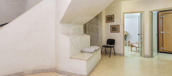 9 غرف نوم بناية في Setubal, Portugal رقم 54343 38
