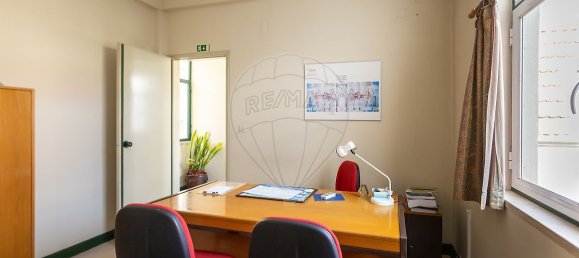 9 غرف نوم بناية في Setubal, Portugal رقم 54343 34