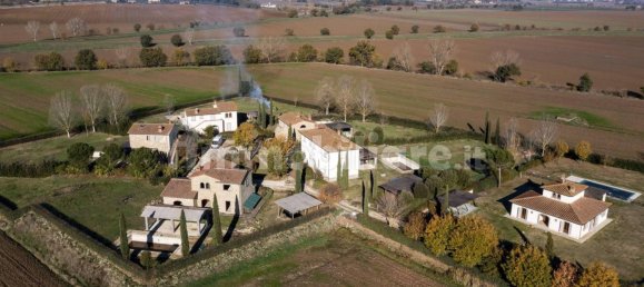 4 غرف نوم منزل في Cortona, Italy رقم 168125 11