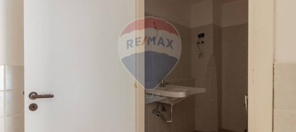 1 room Commercial property in Montalto di Castro, Italy No. 130077 5