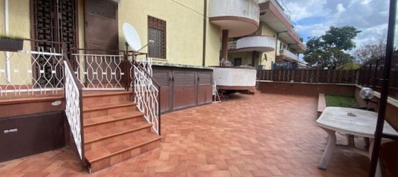 3غرفة شقة في Rome, Italy رقم 200079 35