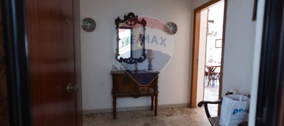 Apartamento de 4 dormitorios en Messina, Italy No. 49351 10