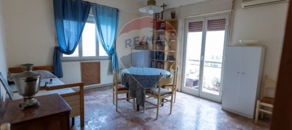 Apartamento de 4 dormitorios en Messina, Italy No. 49351 7