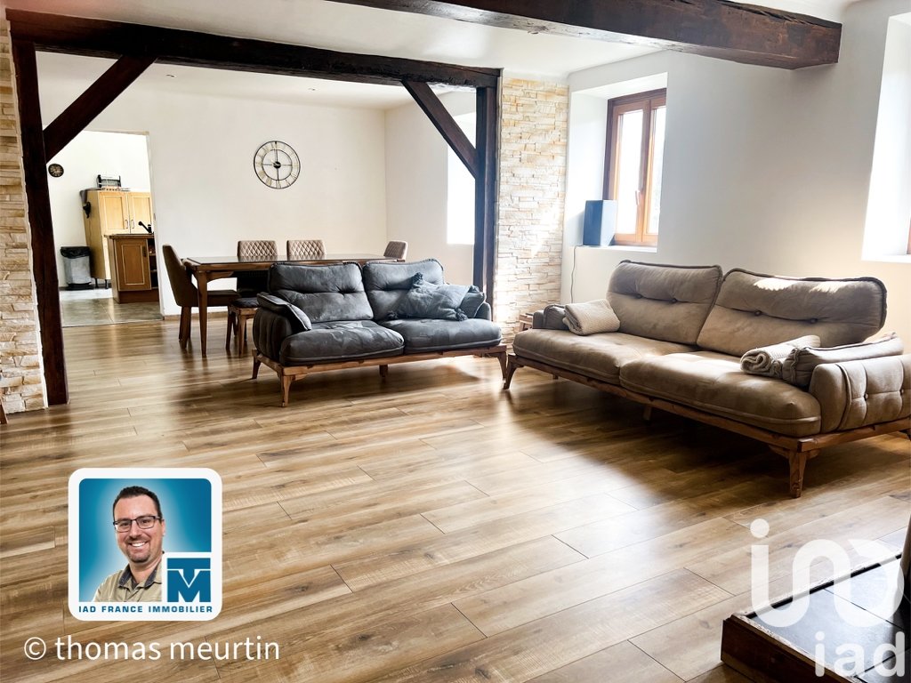 Casa de 6 dormitorios en Le Boullay-Mivoye, France No. 235007