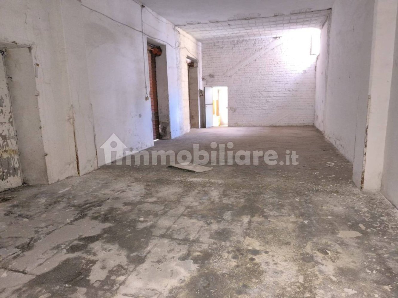 Apartamento T2 em Nola, Italy N.º 335936