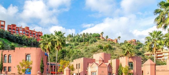 Apartamento de 2 dormitorios en La Quinta, Spain No. 147176 3