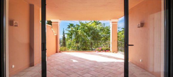 Apartamento de 2 dormitorios en La Quinta, Spain No. 147176 5