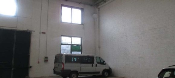 Gebäude in Cologno Monzese, Italy 577m², Nr. 310001 13