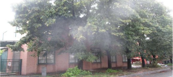 Gebäude in Cologno Monzese, Italy 577m², Nr. 310001 6