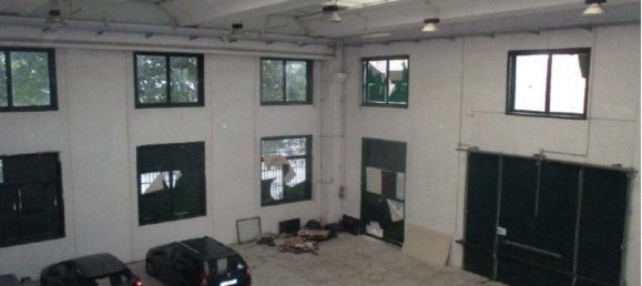 Gebäude in Cologno Monzese, Italy 577m², Nr. 310001 23