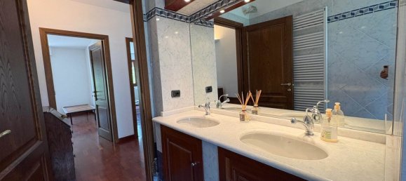 4 Schlafzimmer Haus in Florence, Italy, Nr. 345799 30