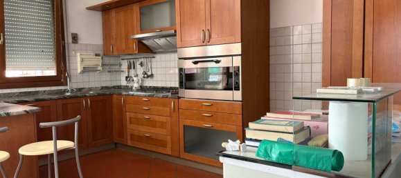 4 Schlafzimmer Haus in Florence, Italy, Nr. 345799 5