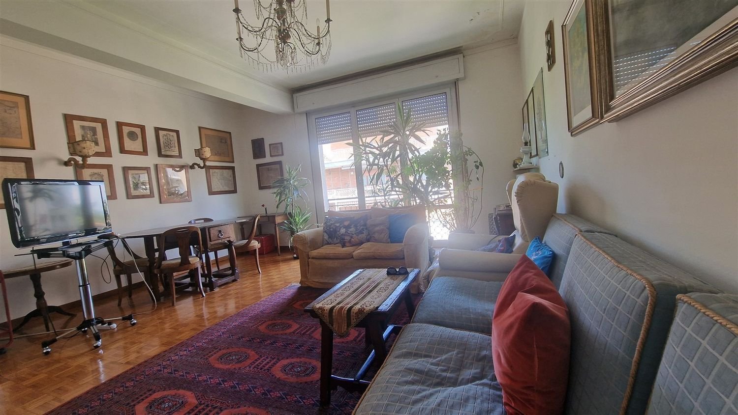 4 rooms Apartment in Parma, Italy No. 264322