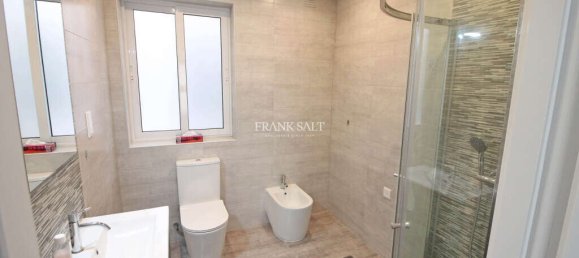 4 bedrooms Apartment in Sliema, Malta No. 10165 17