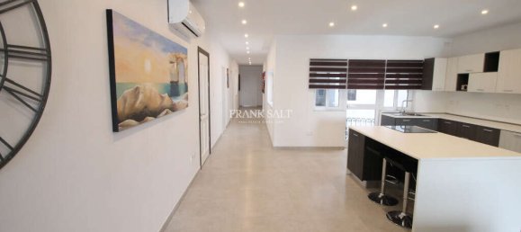 4 bedrooms Apartment in Sliema, Malta No. 10165 9